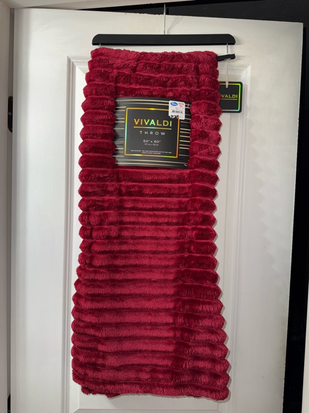 Vivaldi Red Plush Throw